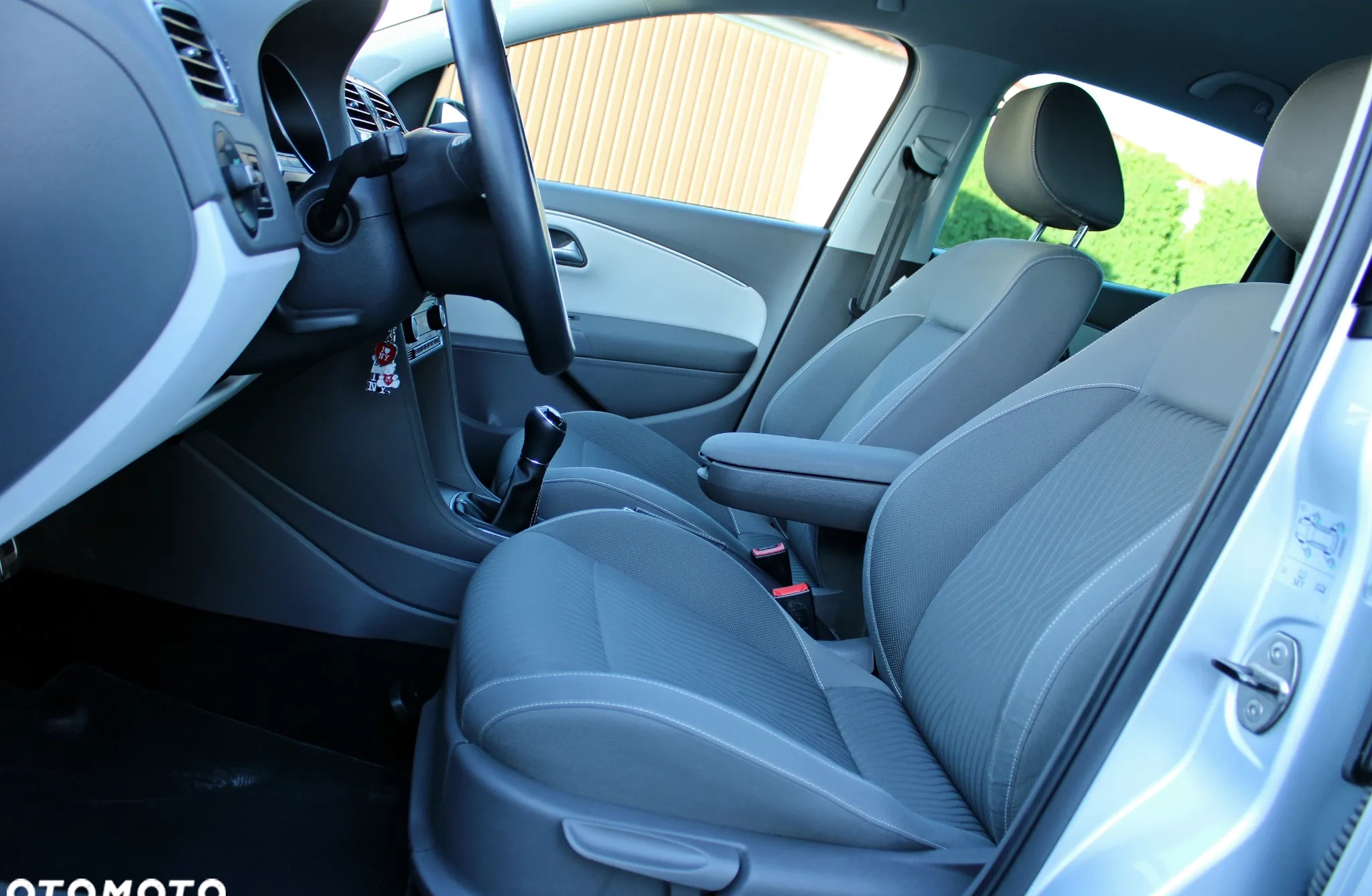 Volkswagen Polo cena 37900 przebieg: 46500, rok produkcji 2014 z Wyszków małe 742